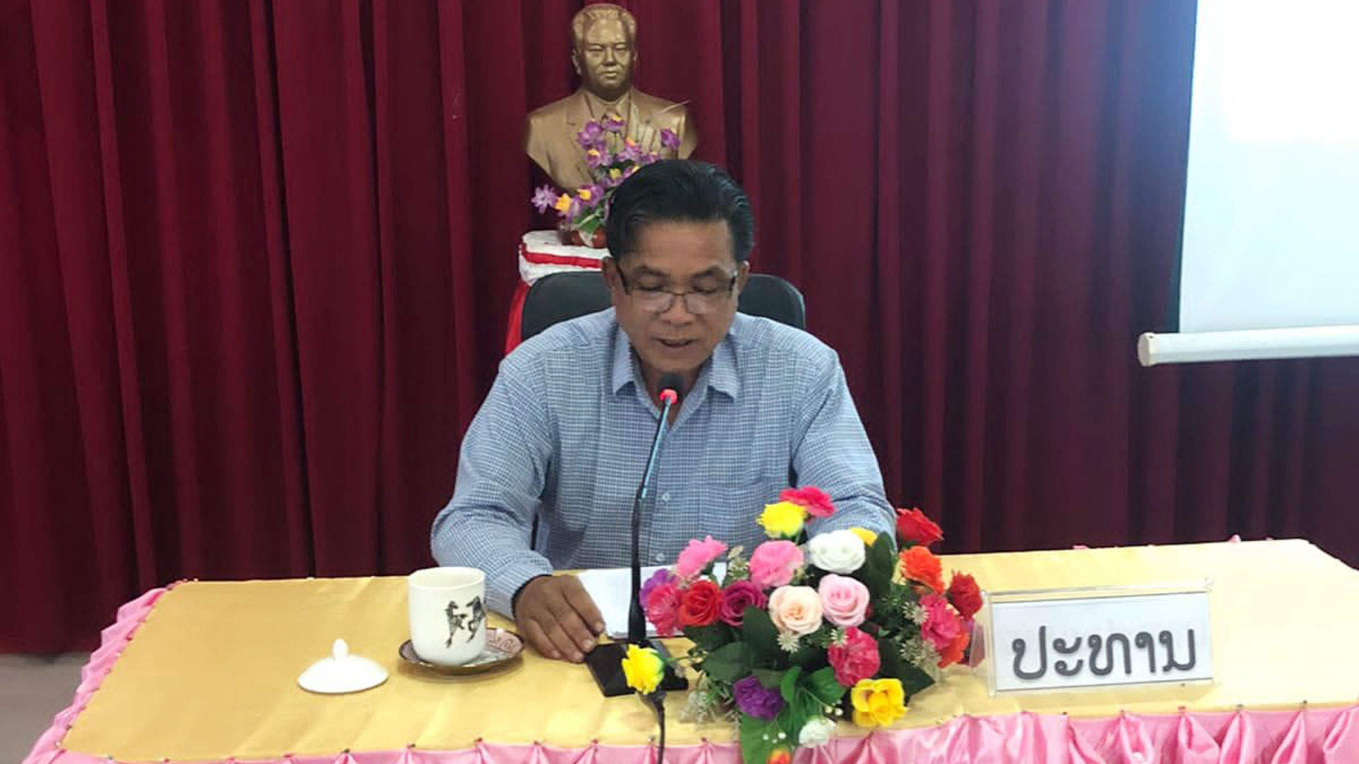 ຝຶກອົບຮົມການນໍາໃຊ້ ລະບົບຈົດໝາຍເອເລັກໂຕຣນິກຂອງລັດຖະບານ (e-mail) ໃຫ້ພະນັກງານ-ລັດຖະກອນພາຍໃນພະແນກ ຕສ ແຂວງຈໍາປາສັກ.